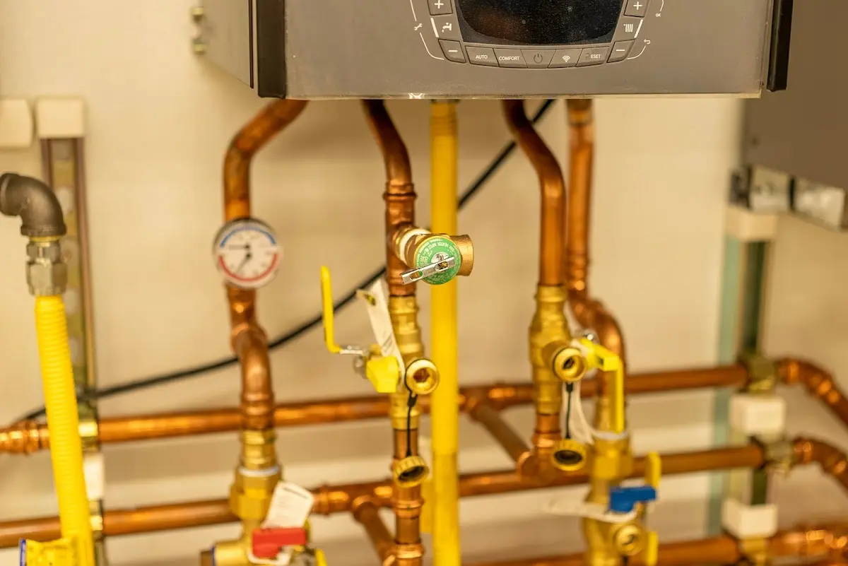 Licensed technician providing Slab Leak Repair for a homeowner in Glendale